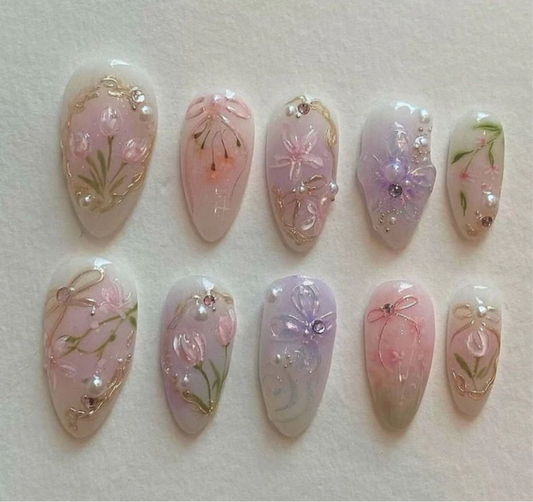 Kira custom nails set link