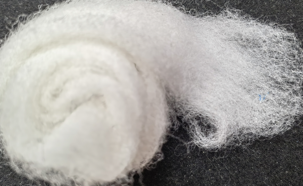 Short pure white wool felt for basics (easy to be stained with high quality)