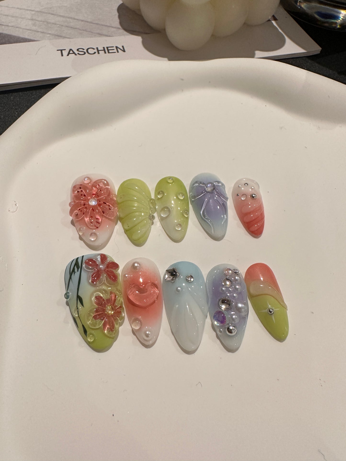 Floral garden press on nails